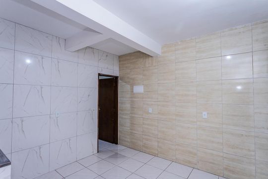 Cozinha de casa para alugar com 2 quartos, 49m² em Vila Aurora, São Paulo