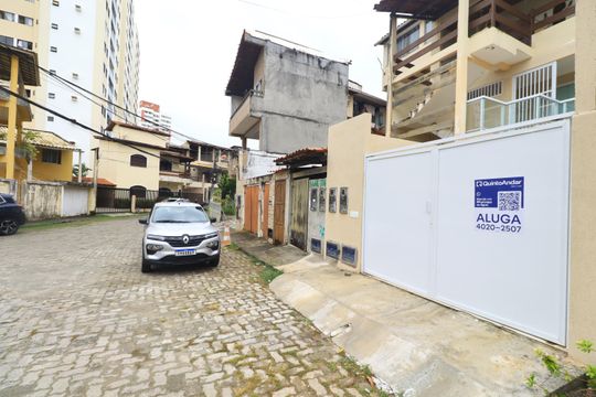Casa para alugar com 2 quartos, 120m² em Imbuí, Salvador