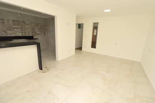 Casa para alugar com 2 quartos, 120m² em Imbuí, Salvador