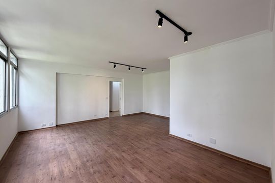 Apartamento para alugar com 3 quartos, 107m² em Campo Belo, São Paulo