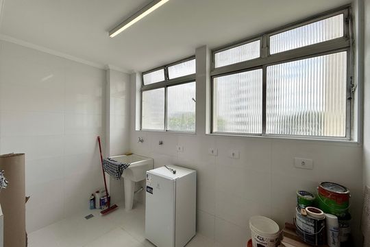 Área de Serviço de apartamento para alugar com 3 quartos, 107m² em Campo Belo, São Paulo