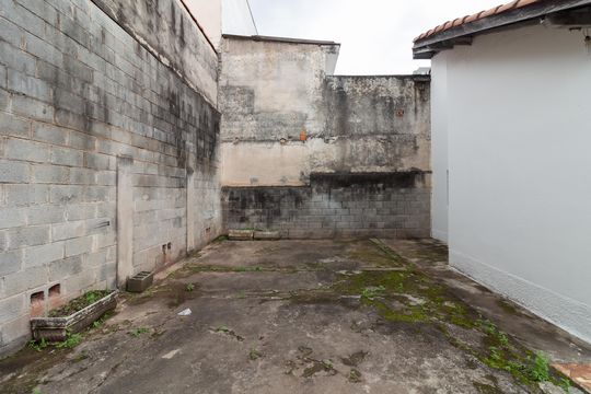Quintal de casa para alugar com 3 quartos, 108m² em Conjunto Residencial Butanta, São Paulo