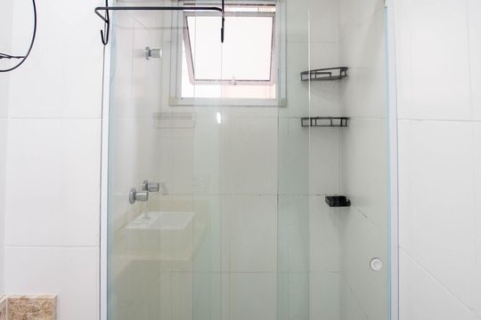Banheiro de apartamento para alugar com 2 quartos, 44m² em Centro, Diadema