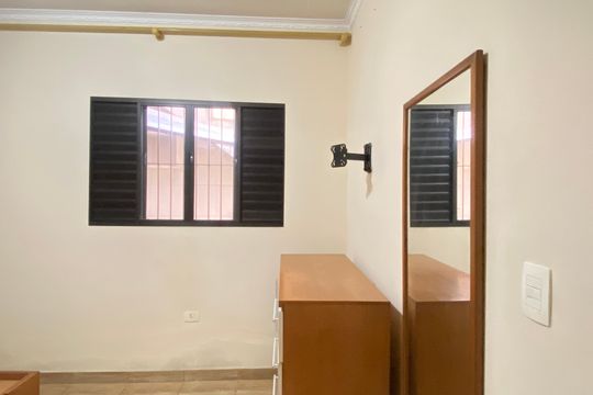 Suíte de casa para alugar com 3 quartos, 120m² em Ayrosa, Osasco