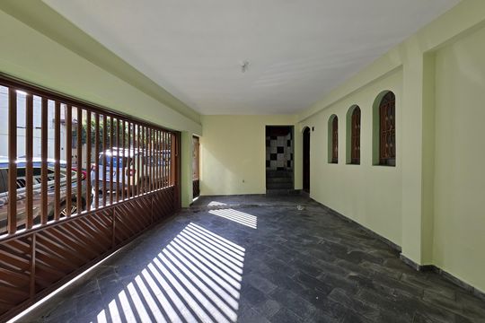 Garagem de casa para alugar com 3 quartos, 100m² em Vila Valparaíso, Santo André