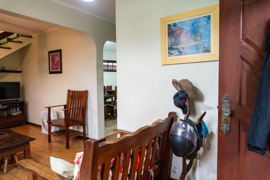 Casa à venda com 4 quartos, 173m² em Jardim Paris, São Paulo