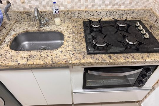 Cozinha e Área de Serviço de apartamento para alugar com 1 quarto, 38m² em Recreio dos Bandeirantes, Rio de Janeiro