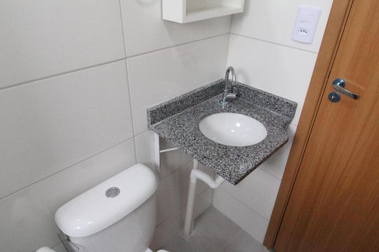 Banheiro de apartamento para alugar com 2 quartos, 51m² em Conjunto Residencial Flamboyant, São José dos Campos