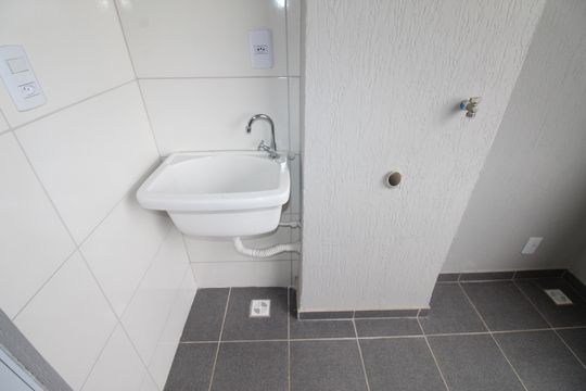 Área de Serviço de apartamento para alugar com 2 quartos, 51m² em Conjunto Residencial Flamboyant, São José dos Campos