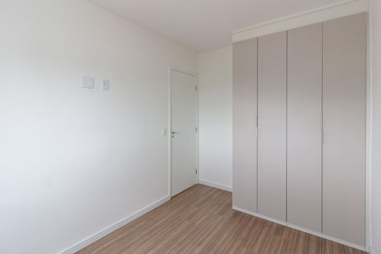 Quarto 2 de apartamento para alugar com 2 quartos, 47m² em Vila Itapegica, Guarulhos