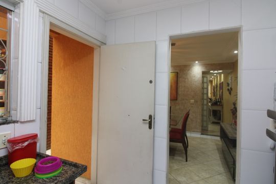 Cozinha de casa à venda com 3 quartos, 240m² em Jardim Santa Maria, São Paulo