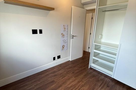 Quarto 2 de apartamento para alugar com 3 quartos, 77m² em Vila Cordeiro, São Paulo