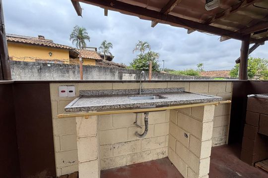 Casa de Condomínio para alugar com 3 quartos, 120m² em Bairro do Maranhao, Cotia