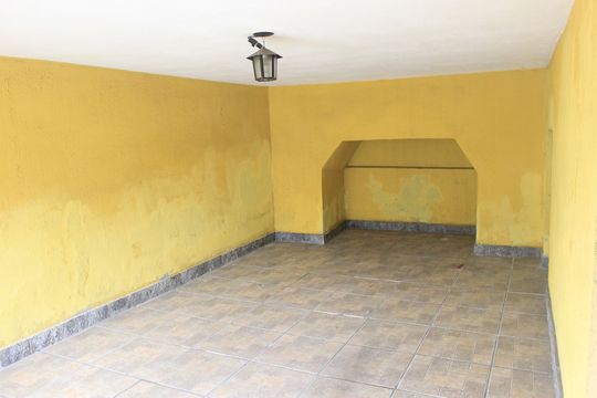 Garagem de casa para alugar com 2 quartos, 125m² em Jardim Angélica , Guarulhos