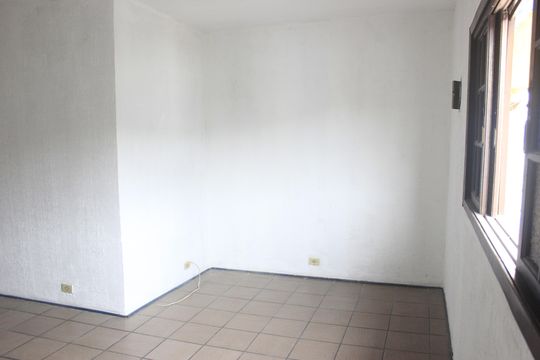 Quarto 1 de casa para alugar com 2 quartos, 125m² em Jardim Angélica , Guarulhos