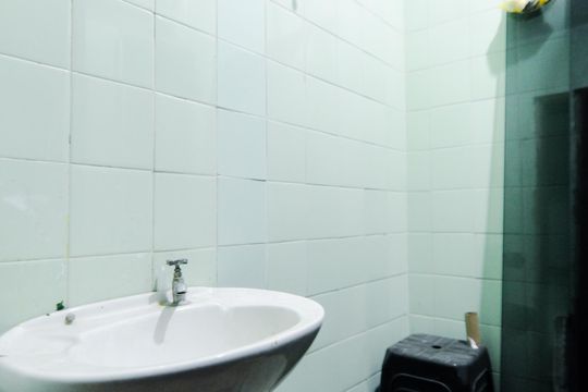Banheiro de Serviço de casa à venda com 3 quartos, 209m² em Jardim Vila Galvao, Guarulhos