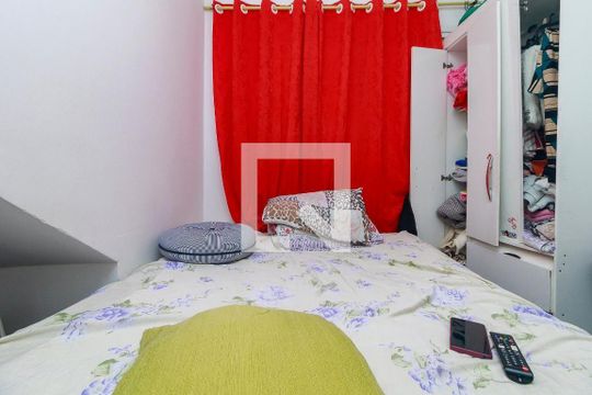 Casa à venda com 12 quartos, 300m² em Parque Santo Antônio, São Paulo