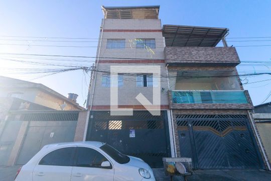 Casa à venda com 12 quartos, 300m² em Parque Santo Antônio, São Paulo