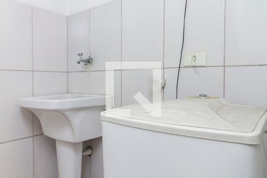 Casa à venda com 12 quartos, 300m² em Parque Santo Antônio, São Paulo
