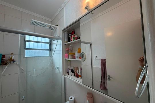 Banheiro 1 de casa à venda com 2 quartos, 103m² em Jardim Ester Yolanda, São Paulo