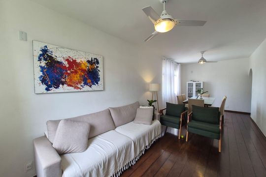 Sala de apartamento à venda com 3 quartos, 110m² em Serra, Belo Horizonte