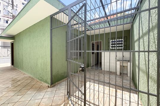 Corredor de casa para alugar com 1 quarto, 120m² em Vila Brasilandia, São Paulo
