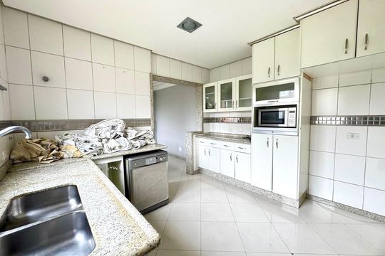 Cozinha de apartamento para alugar com 3 quartos, 320m² em Vila Lanzara, Guarulhos