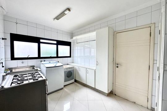 Área de Serviço de apartamento para alugar com 3 quartos, 320m² em Vila Lanzara, Guarulhos