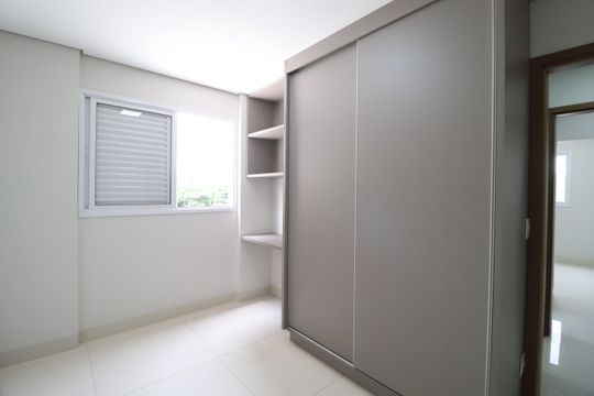 Quarto 1 de apartamento para alugar com 2 quartos, 74m² em Patrimônio, Uberlândia