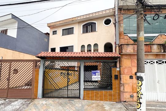 Fachada de casa para alugar com 1 quarto, 60m² em Jardim Borborema, São Bernardo do Campo