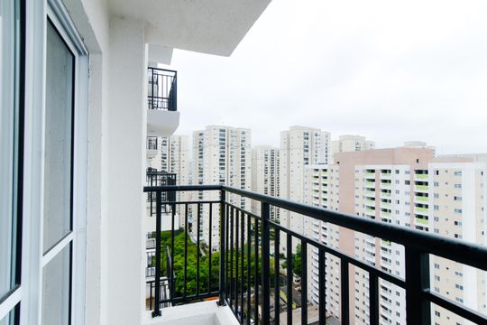 Varanda da Sala de apartamento para alugar com 2 quartos, 39m² em Picanço, Guarulhos