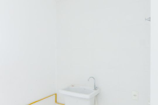 Cozinha e Área de Serviço de apartamento para alugar com 2 quartos, 39m² em Picanço, Guarulhos