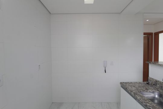 Cozinha e Área de Serviço de apartamento para alugar com 2 quartos, 48m² em Bandeirantes (pampulha), Belo Horizonte
