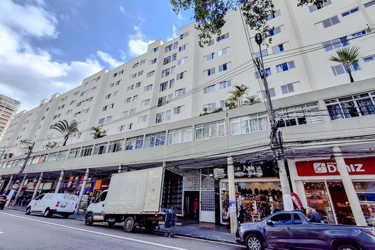 Fachada  de apartamento para alugar com 2 quartos, 60m² em Vila Mariana, São Paulo