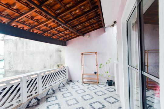 Varanda do Quarto 1 de casa para alugar com 5 quartos, 250m² em Parque Jandaia, Guarulhos