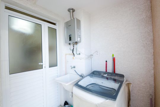 Área de Serviço de apartamento para alugar com 2 quartos, 46m² em Vila Itapegica, Guarulhos