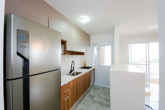 Cozinha  de apartamento para alugar com 2 quartos, 46m² em Vila Itapegica, Guarulhos