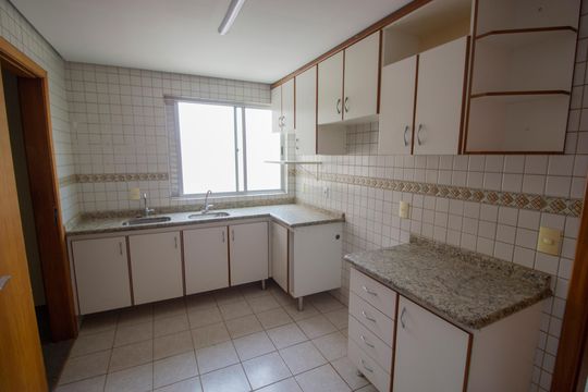 Apartamento para alugar com 4 quartos, 155m² em Águas Claras, Brasília