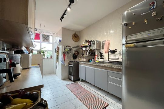 Cozinha de apartamento à venda com 2 quartos, 70m² em Vila Marari, São Paulo