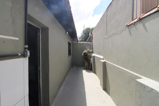 Área externa de casa para alugar com 2 quartos, 130m² em Itaquera, São Paulo