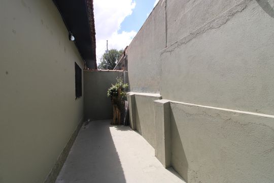 Área externa de casa para alugar com 2 quartos, 130m² em Itaquera, São Paulo
