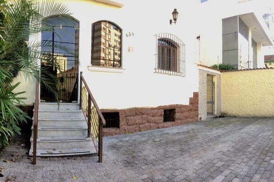 Casa para alugar com 3 quartos, 218m² em Gonzaga, Santos