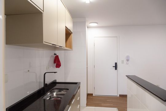 Cozinha de apartamento para alugar com 2 quartos, 70m² em Vila Endres, Guarulhos