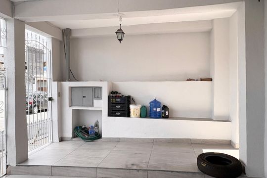 Garagem de casa para alugar com 3 quartos, 100m² em Vila Bonilha Nova, São Paulo