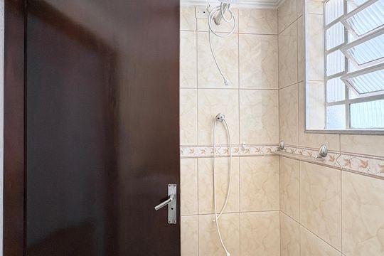 Banheiro 1 de casa para alugar com 2 quartos, 90m² em Vila Bonilha Nova, São Paulo