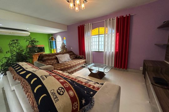 Casa para alugar com 4 quartos, 437m² em Jardim Sulacap, Rio de Janeiro