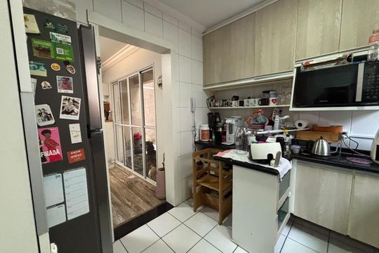 Casa de Condomínio para alugar com 4 quartos, 150m² em Granja Viana, Cotia
