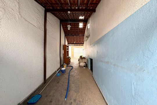 Garagem de casa de condomínio à venda com 3 quartos, 137m² em Taquara, Rio de Janeiro