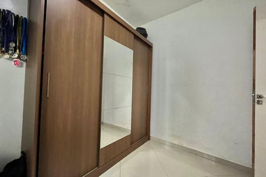 Quarto 2 de casa à venda com 2 quartos, 100m² em Cidade Domitila, São Paulo