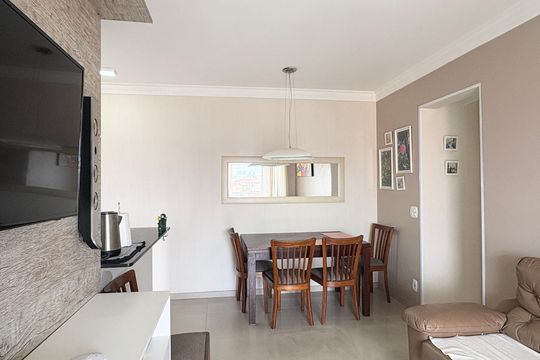 Sala de apartamento para alugar com 3 quartos, 70m² em Moinho Velho, São Paulo
